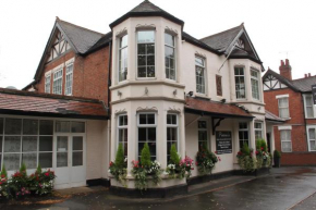 Отель Abbey Grange Hotel  Ньюнетон